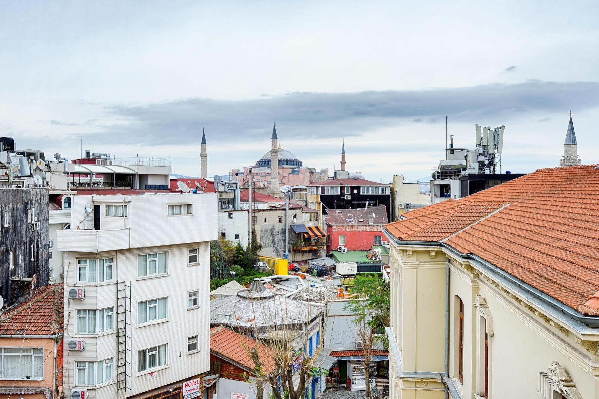 Akdeniz Hotel Istanbul Luaran gambar